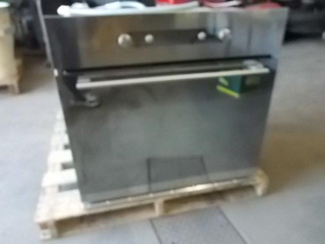 Oven