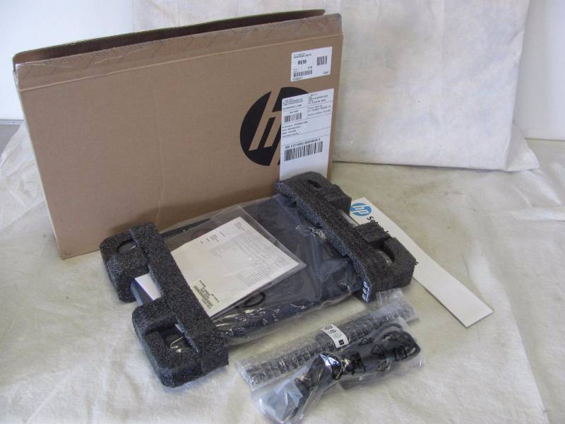 HP 15.6 4GB Windows 8.1 Laptop