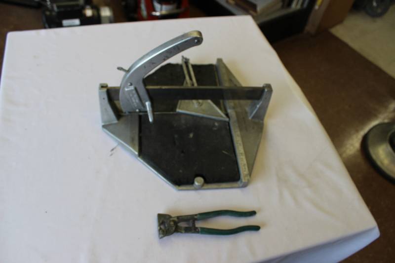 Ceramic Tile Cutter