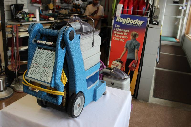 Carpet Cleaner