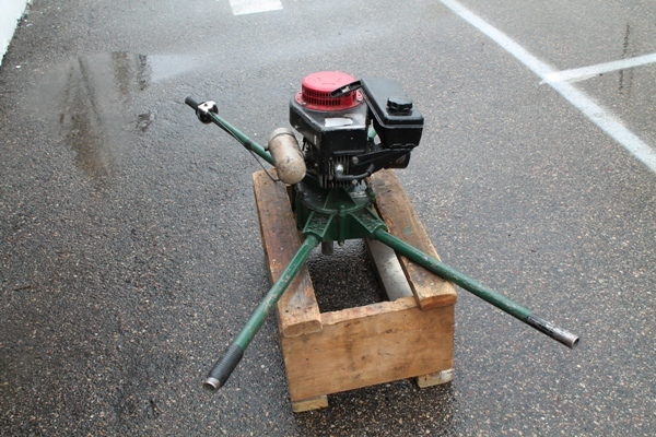 2 Man Auger
