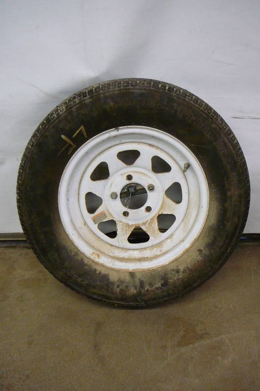 lot 30 image: Trailer Wheel and Tire 20570 R15 Regal Pacesetter IV