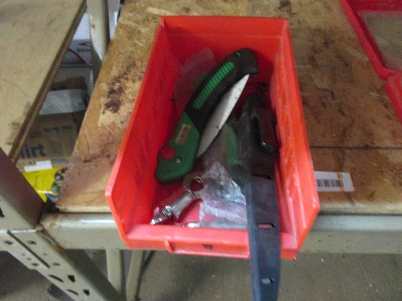 lot 21 image: saws