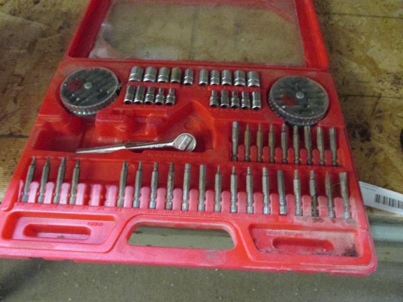 lot 22 image: driver set
