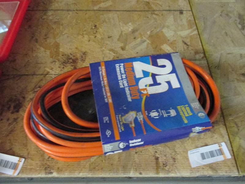 lot 23 image: New extension cord
