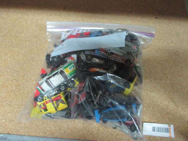 lot 56 image: bag of cars
