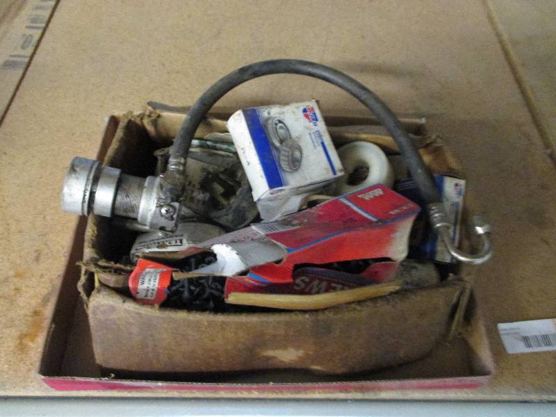 lot 75 image: fasteners