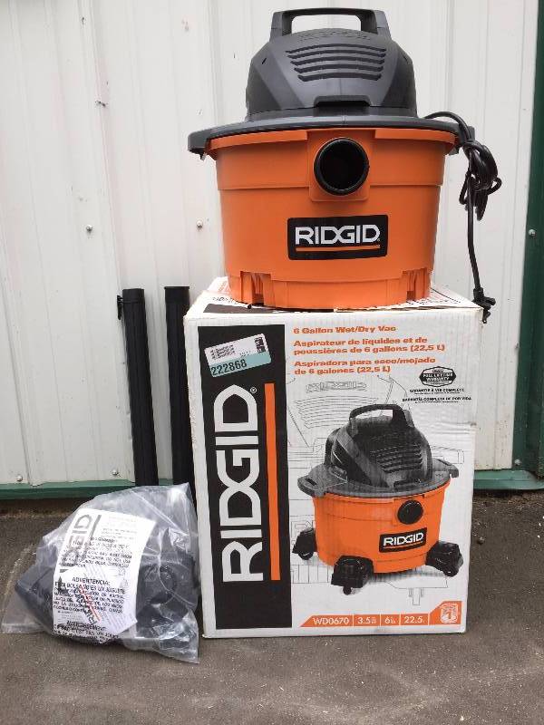 lot 5 image: Ridgid Shop Vac - 6 Gallon