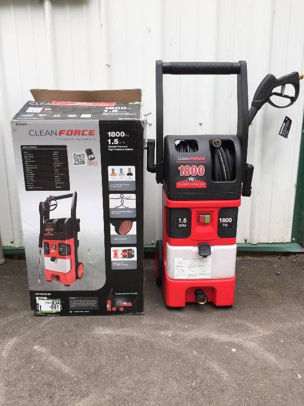 lot 6 image: Clean Force - 1800psi Pressure Washer