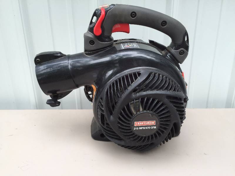 lot 7 image: Craftsman Leaf Blower