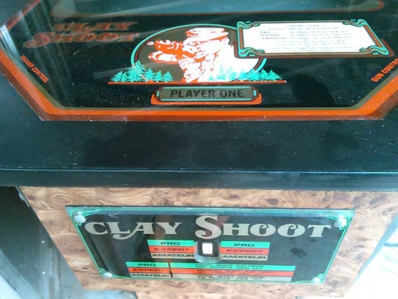 Very Rae Vintage Clay Shoot Tabletop Arcade Game-VERY Nice Piece