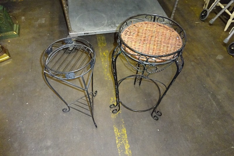 2 Plant Stands
