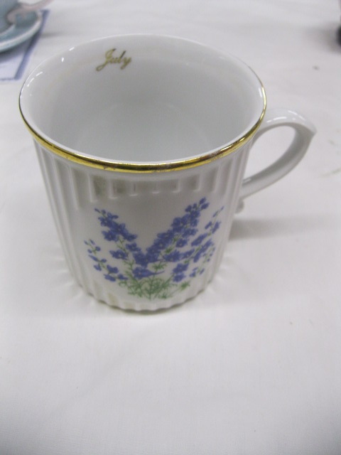 Cup