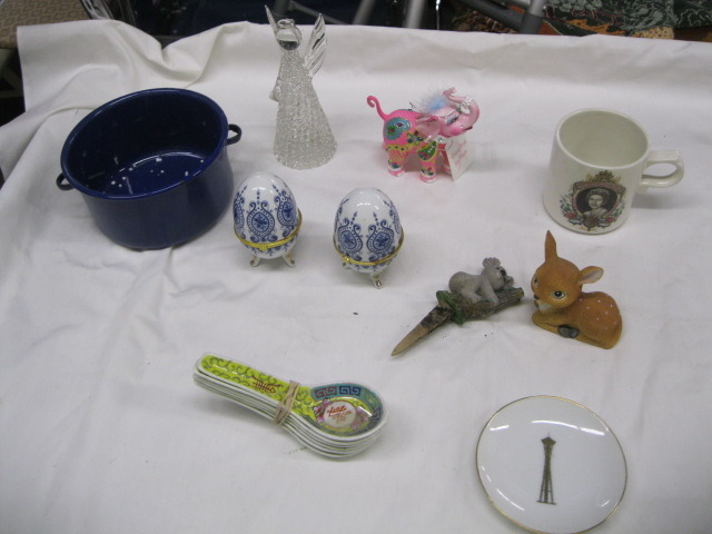 Large lot of Figurines