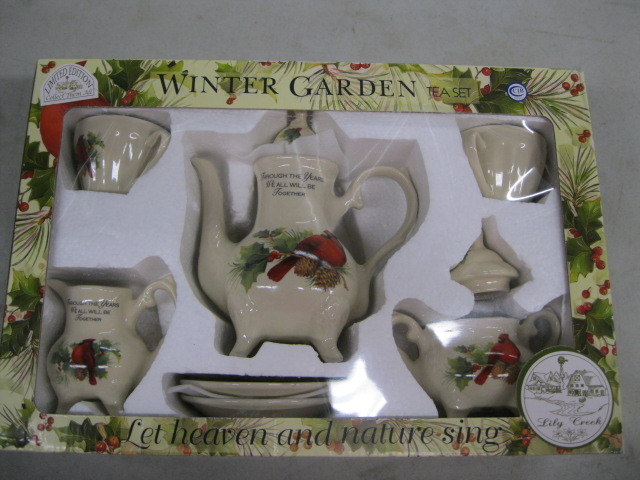 Winter Garden Tea Set