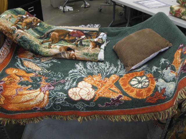 Decorative throw blankets