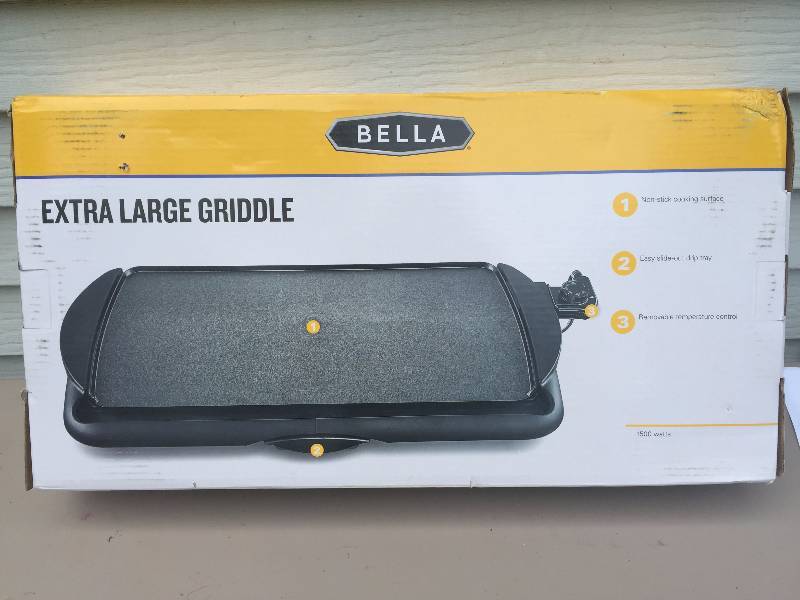 lot 17 image: New Bella Electric Griddle