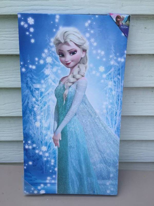 lot 31 image: Frozen Canvas Picture