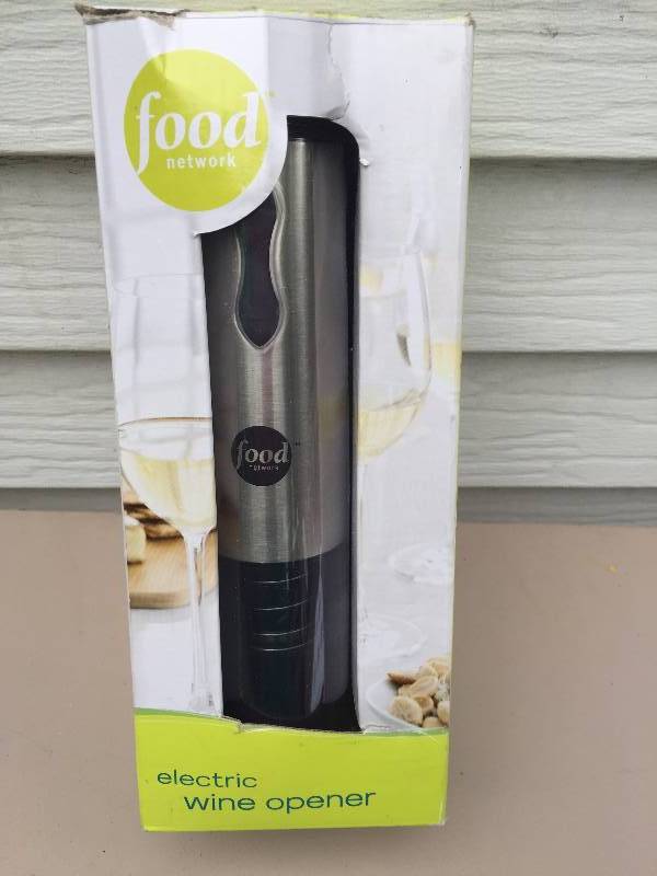 lot 48 image: Food Network Electric Wine Opener