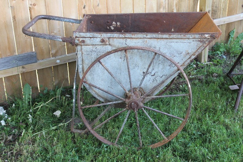 lot 4 image: Antique Big Wheel Wheel Barrow