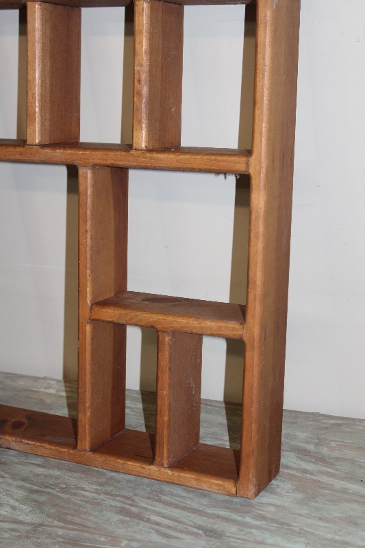lot 27 image: Wood Curio Shalf