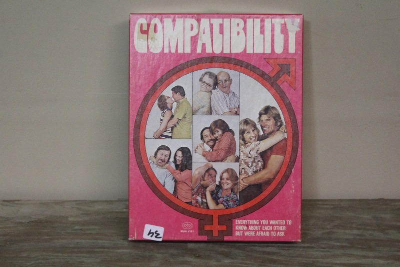 lot 34 image: Vintage Compatability Game