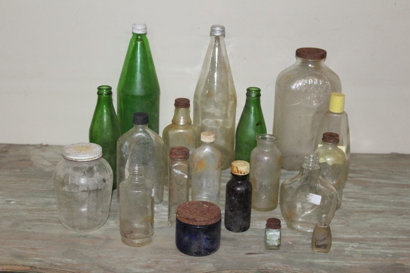 lot 60 image: Antique  Vintage Glass Bottles