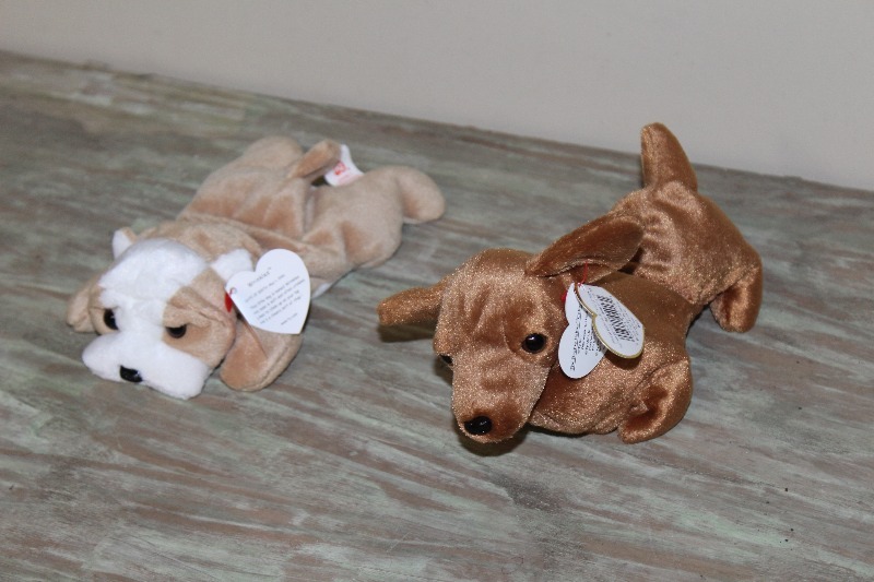 lot 70 image: Beanie Babies