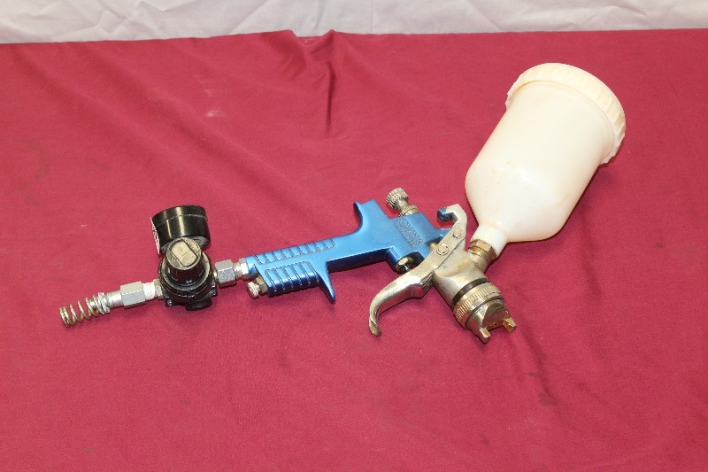 lot 122 image: Paint Gun