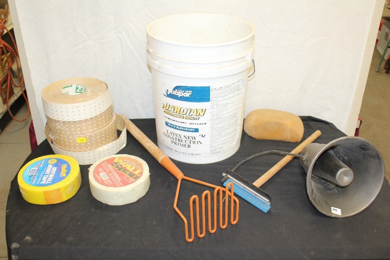 lot 132 image: Drywall Supplies