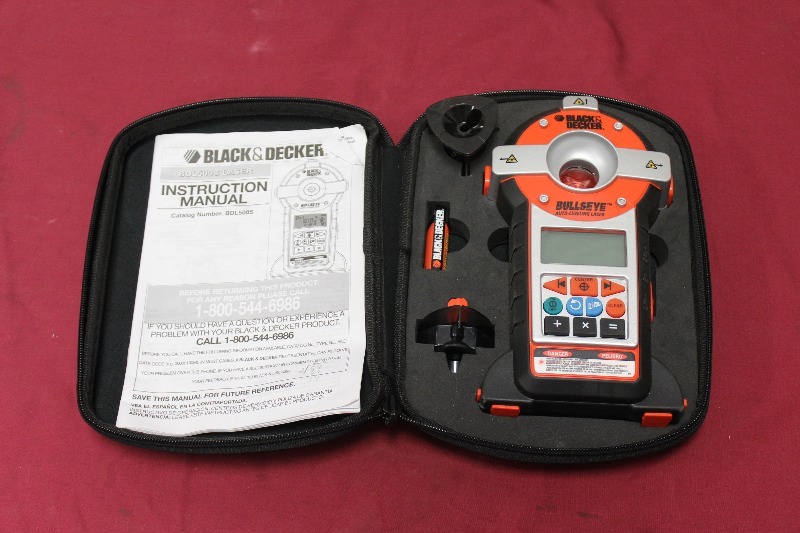 lot 164 image: Black and Decker Auto Leveling Laser