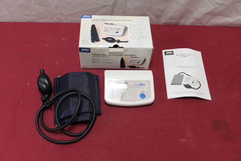 lot 325 image: Digital Blood Pressure Monitor