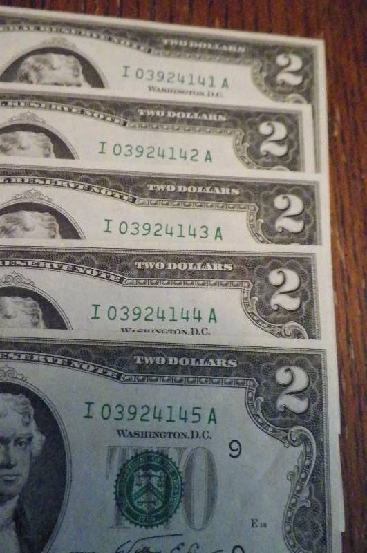 5 Consecutive 1976 $2.00 Bills Minneapolis MN