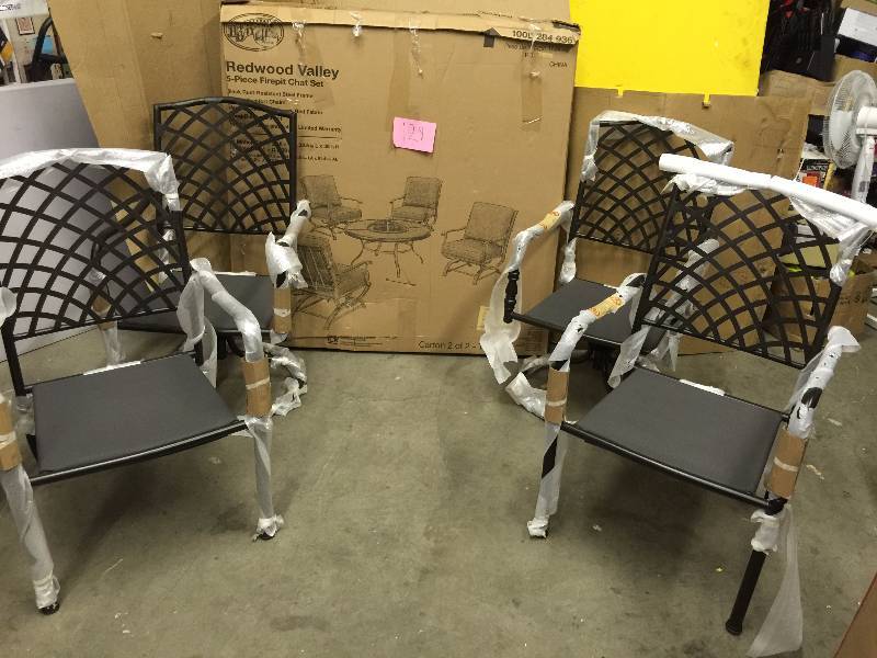 lot 128 image: 5 PC Firepit Chat Set