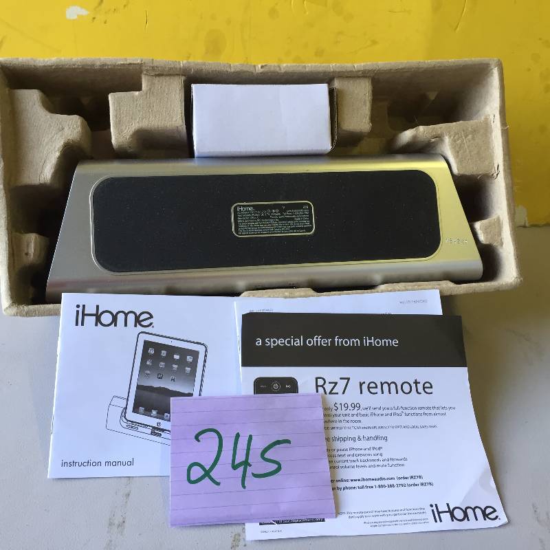 lot 245 image: iHome RZ7 remote Portable rechargeable Stereo