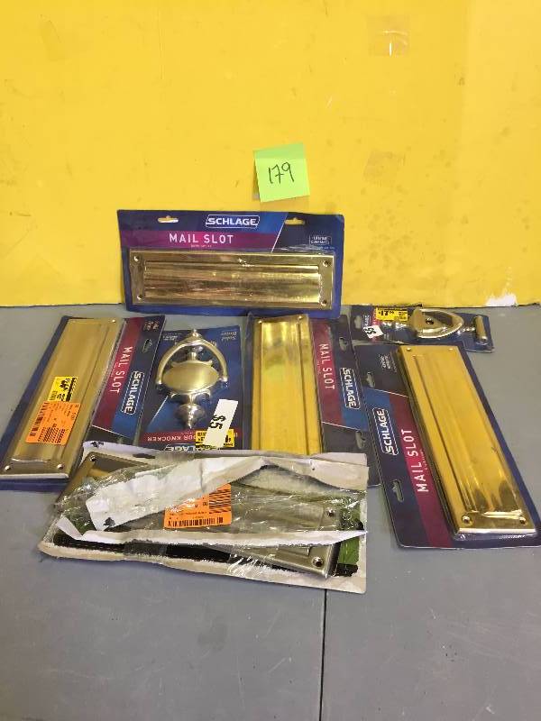 lot 179 image: Lot of Schilage items