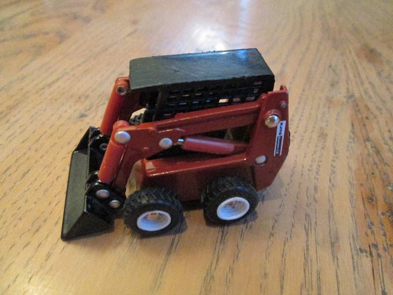 Hesston SL30 toy bob cat ...
