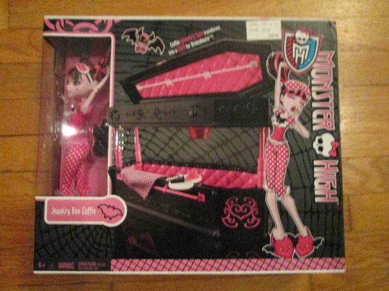 monster high draculara jewlery box ...