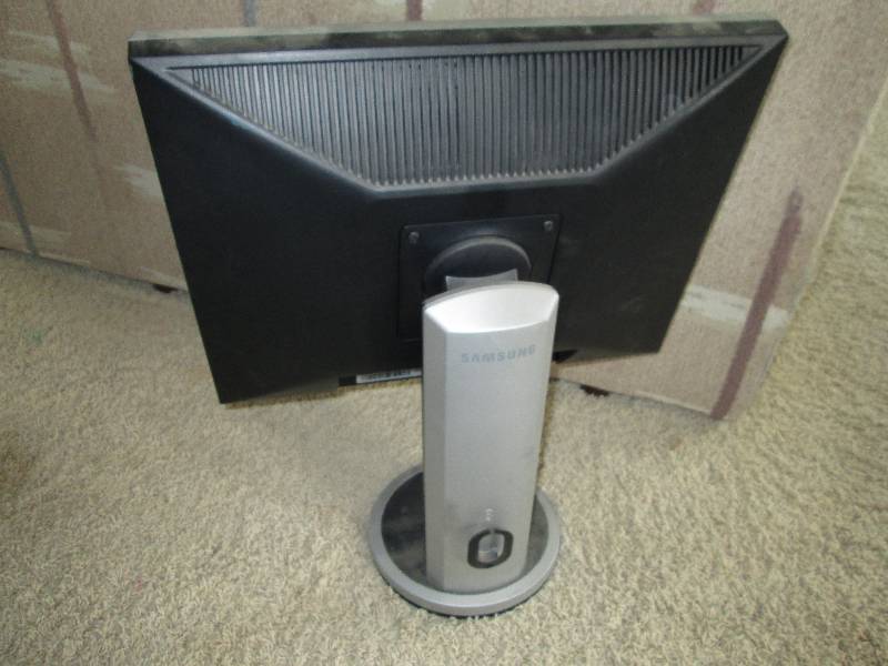 Flat screen monitor that slides up ...