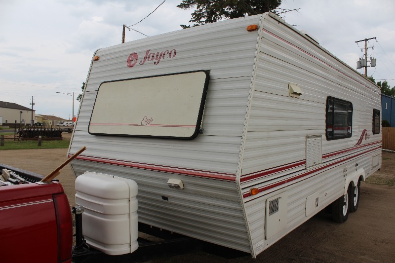 1997 Jayco 28' Pull Behind Travel Trailer | Lowry Consignments #31 | K-BID