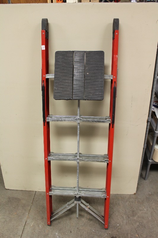 Step Ladder