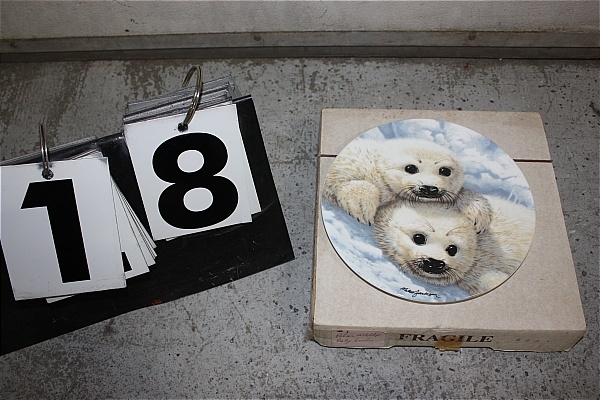 lot 18 image: Baby Seals Collector Plate