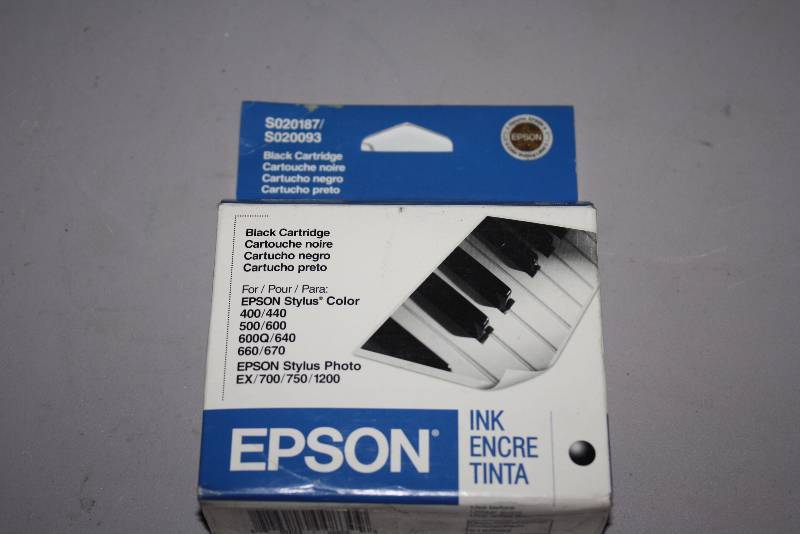 lot 72 image: Replacement Print Cartridge For Models Epson S020187 Black.