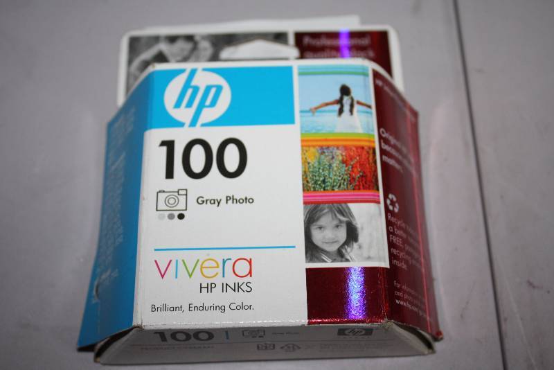 lot 59 image: Replacement Print Cartridge For Models HP 100 Gray Photo.