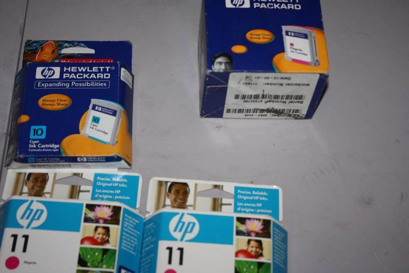lot 61 image: Lot of (4) Replacement Print Cartridges For Models HP 10, HP 11 Magenta, Cyan.