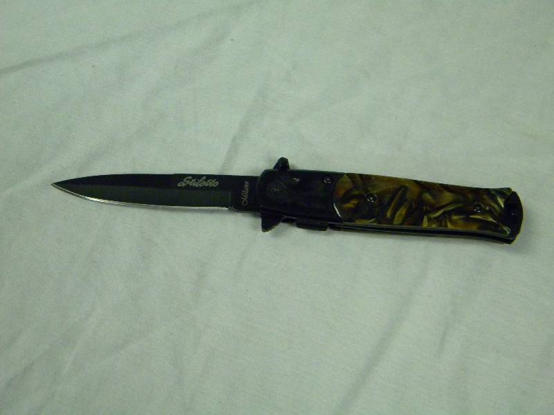 lot 16 image: Stiletto Type Folding Knife