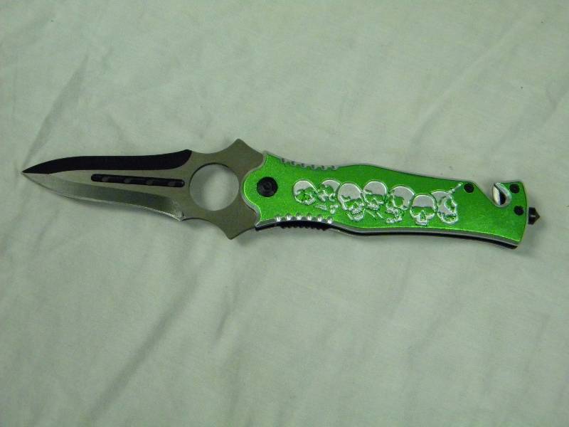 lot 26 image: Zombie Knife