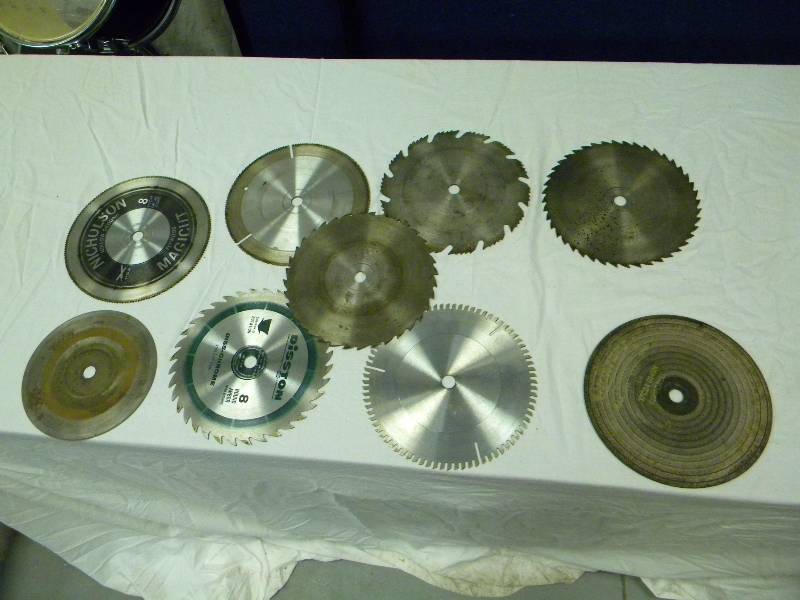 lot 40 image: Table Saw Blades