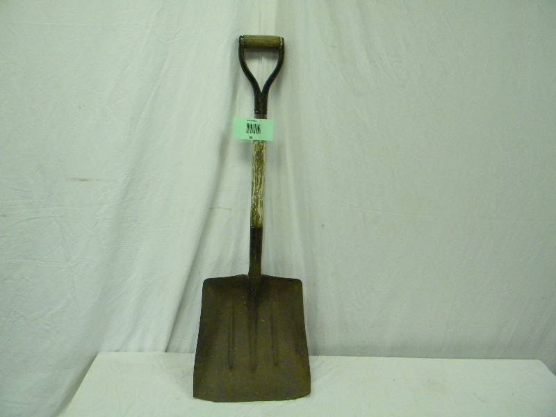 lot 60 image: Shovel