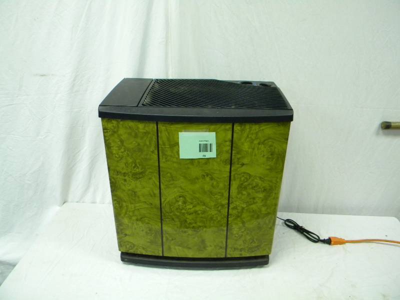 lot 73 image: Bemis Humidifier